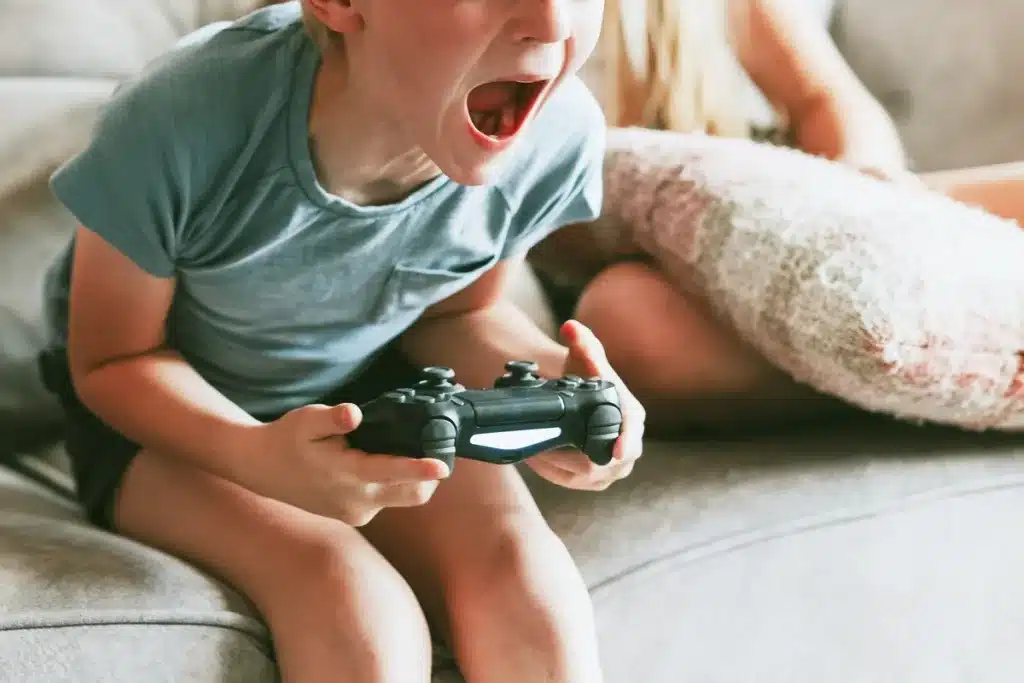 Homework Zero, Gaming Hero? Aakhir Kyu Pagal Hain Bachhe Games Ke Peeche! ๐ฎ